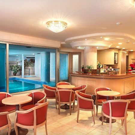 Hotel Mondial Bellaria – Igea Marina Kültér fotó