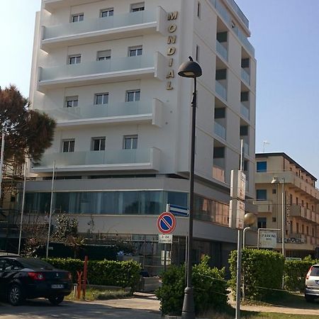 Hotel Mondial Bellaria – Igea Marina Kültér fotó