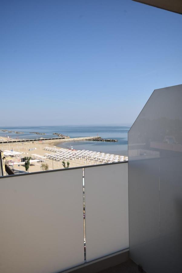 Hotel Mondial Bellaria – Igea Marina Kültér fotó